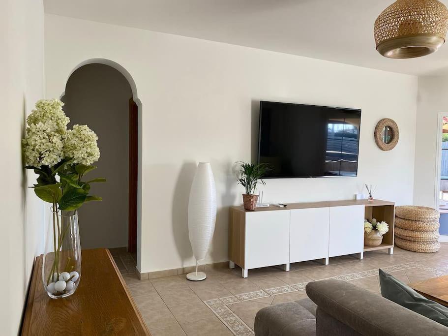 Comfortable Family House With Pool And Jacuzzi Costa De Antigua Kültér fotó